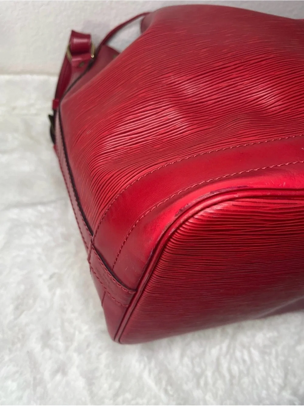 Louis Vuitton Red Epi Leather Noe Bucket Bag